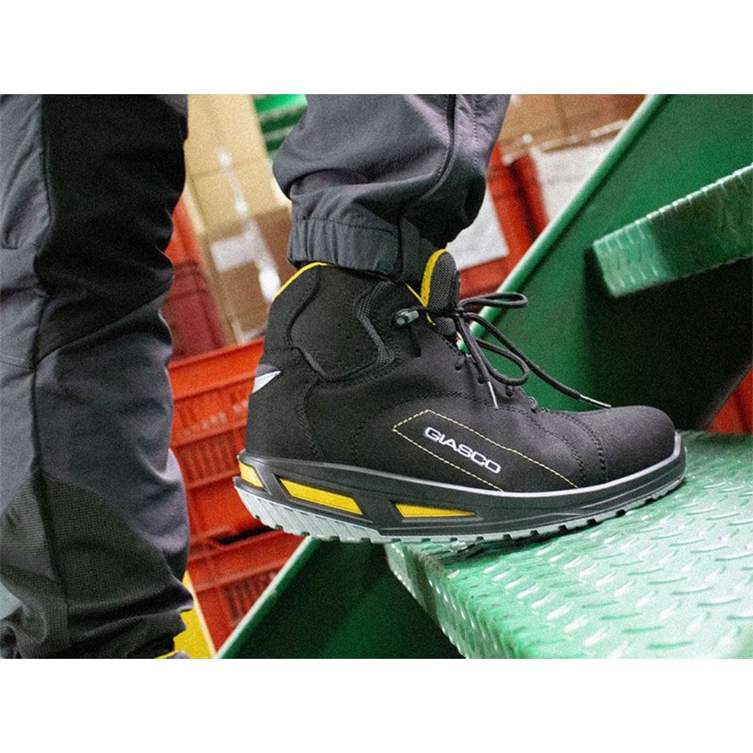 Turvajalkine Giasco GYM EVO S3L FO SR SHOE (ortopedinen keinupohja)