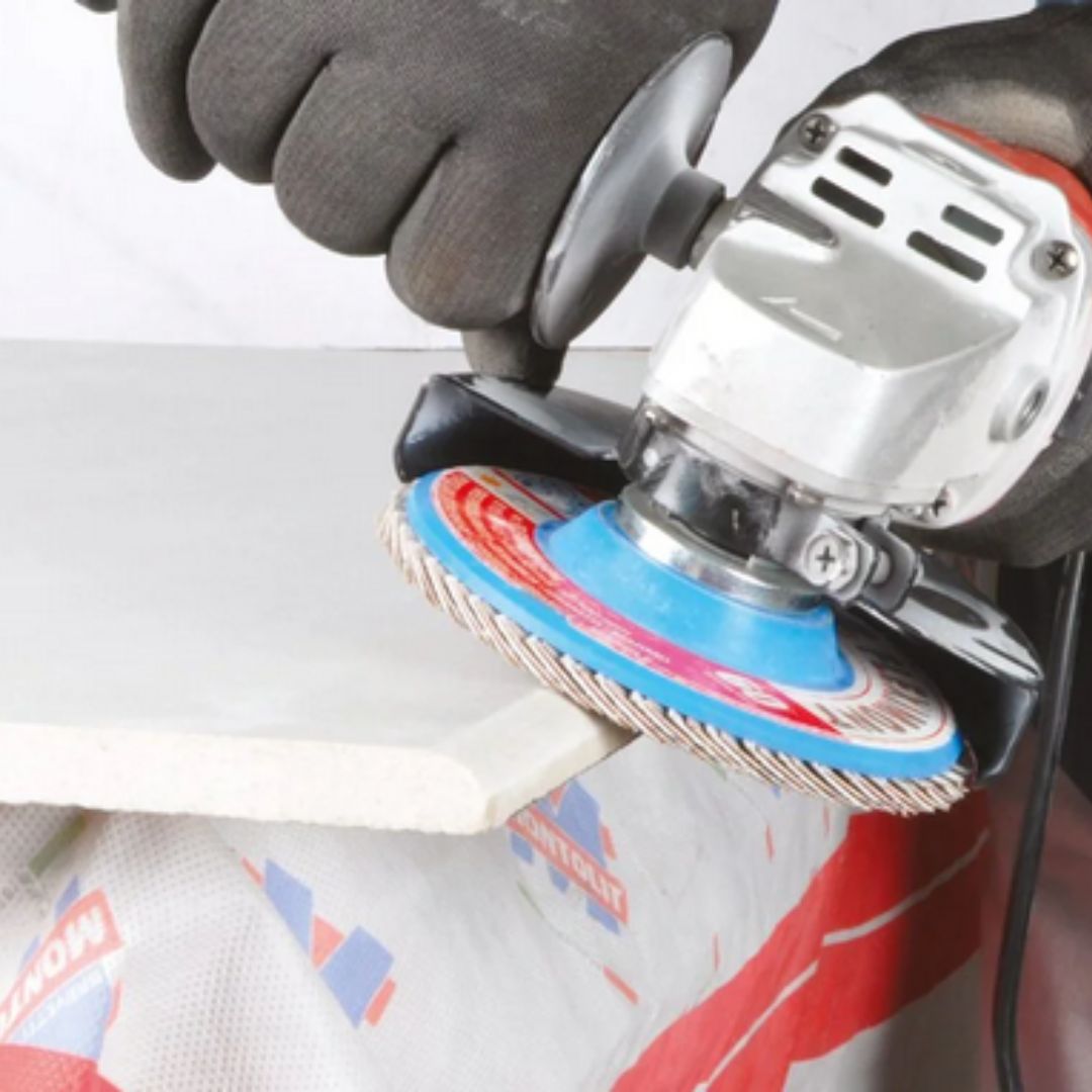 lamellitimanttilaikka_montolit_fleximont_laatan muotoiluun