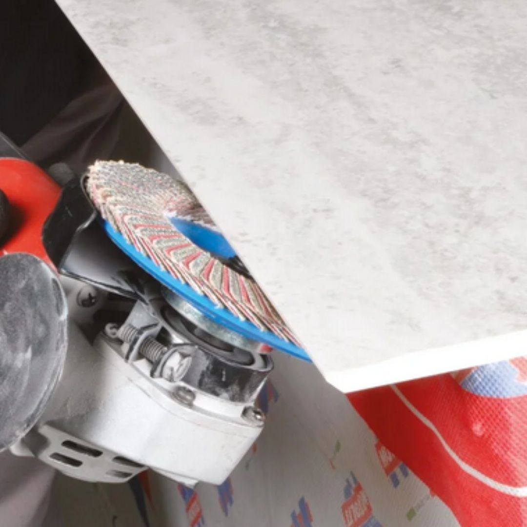 laatan muotoilu lamellitimanttilaikalla